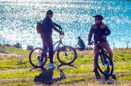 Valea Iazurilor: relaxare cu imagini... orgasmice! svg+xml,%3Csvg%20xmlns%3D%22http%3A%2F%2Fwww.w3 - Valea Iazurilor: relaxare cu imagini... orgasmice!